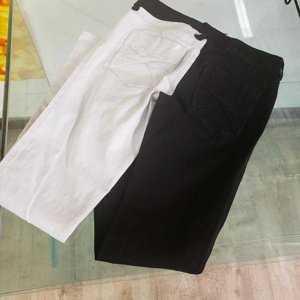 Used - Picture 2 of 2